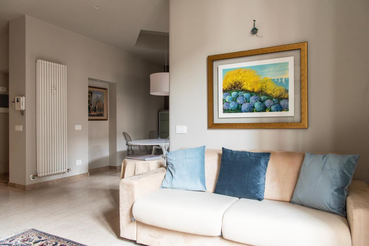 Youhosty - Quadrio 20 Apartment Milano Ngoại thất bức ảnh